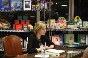 Reading at The Bookworm in Omaha. Photo: Algis Praitis.