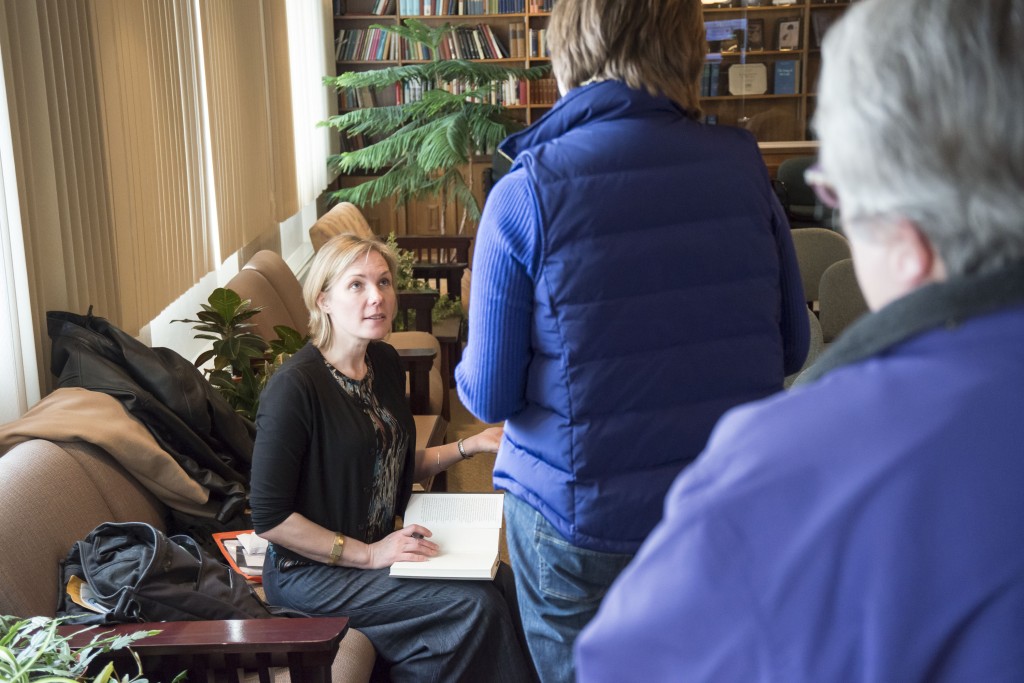 Talking to readers and signing books at the University of Nebraska at Lincoln. Photo: John Nollendorfs. 